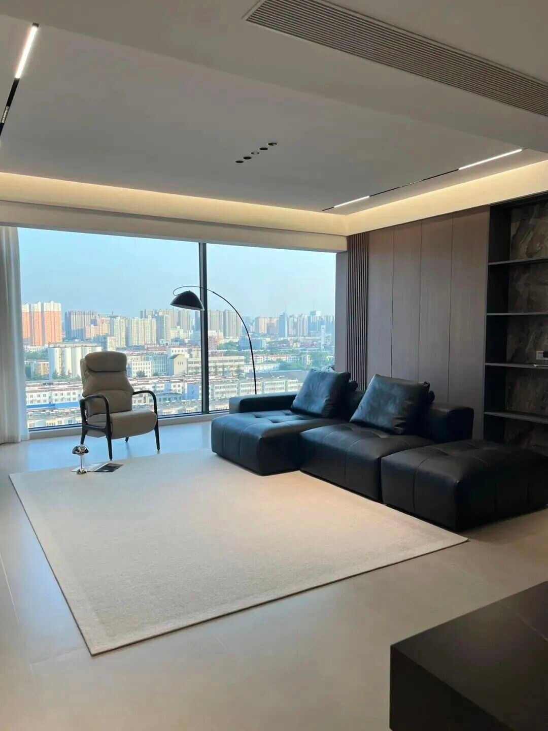 140㎡，轻硬装重软装，打造干干净净的舒适小家